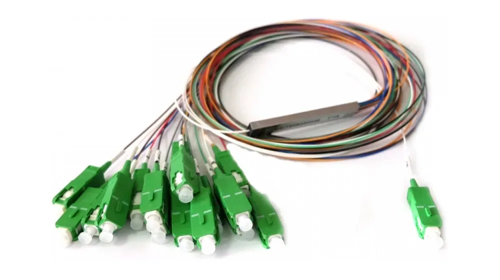 Оптический разветвитель QTECH РО-PLC-1х16-A0.9-SC/APC-1M