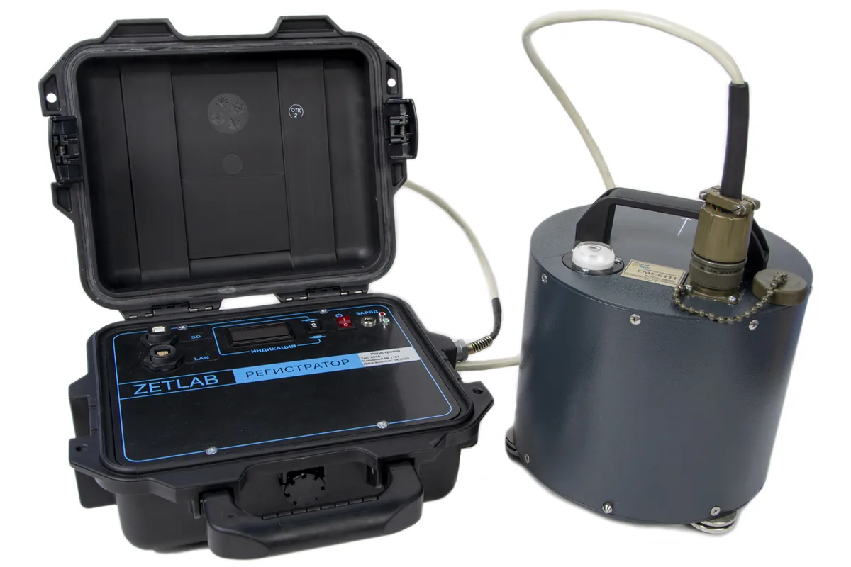 Регистратор ZETLAB CME-6111